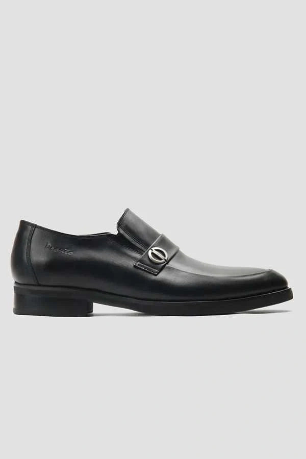 Balerion Toe Strap Black Loafer